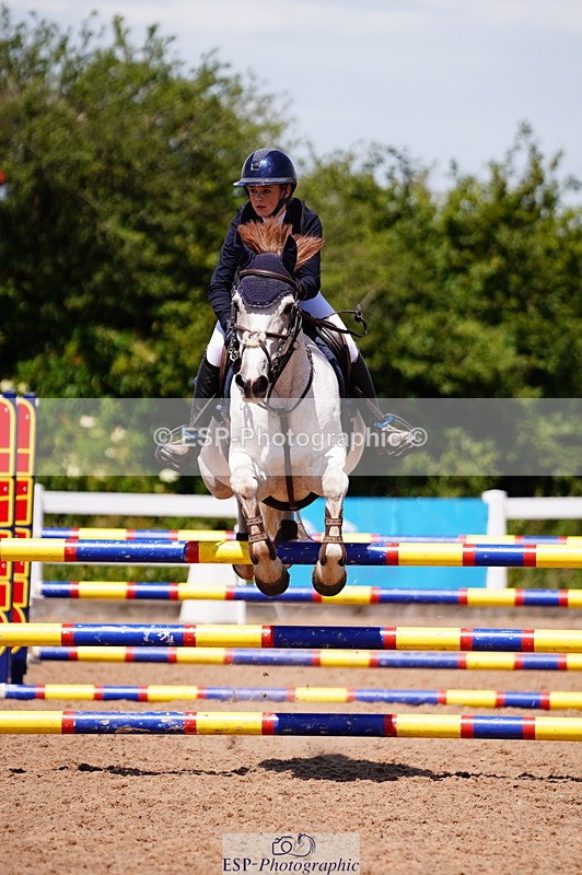 240629A-121332-05249 - Cls 18 Newcomers and 1m Open