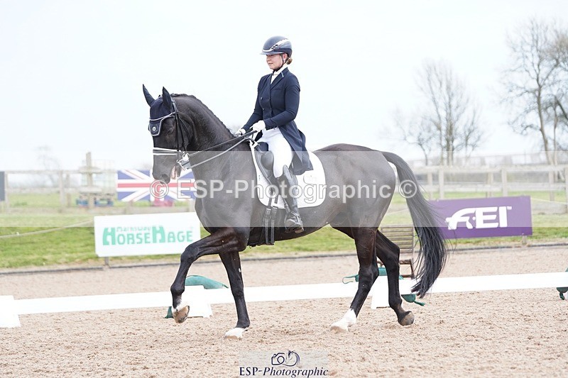 250403-142944-02943 - 027-Zoe.Sleigh-Zall.stensvang