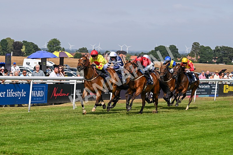140726-Race 4-Kitsune Power-1005 - Race 4 15.48pm Beverley Annual Badgeholders Handicap