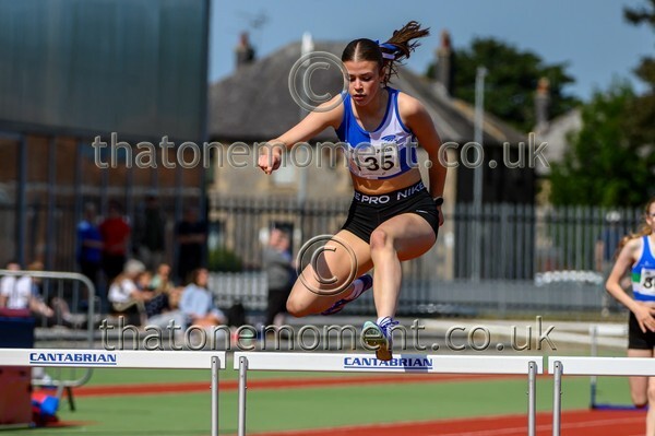 Age25SAT-926365 - Track Female Set One