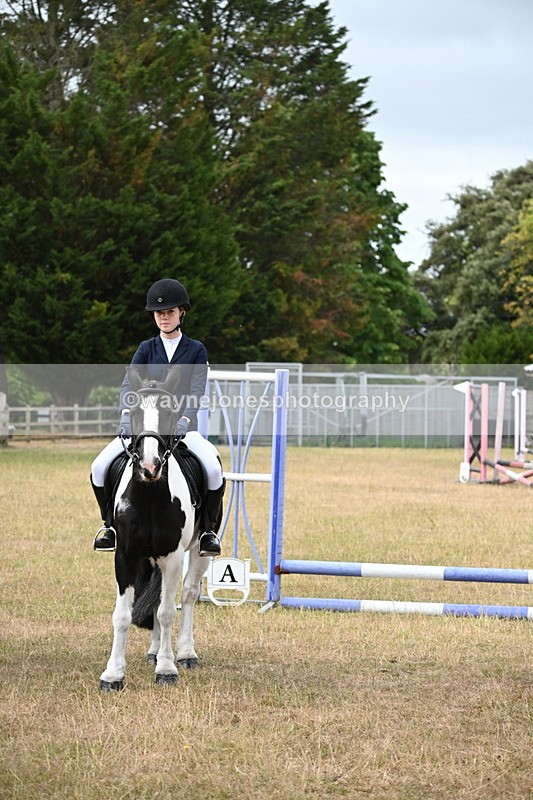 WJ6_7648 - Class 9 Tack and Turnout