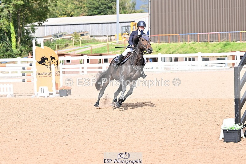 240912A-144702-02044 - Cls 12 1.05m Amateur Qualifier