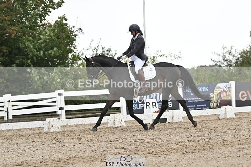 250907-141857-08704 - 102-Laura.MarshallCha.cha.herself