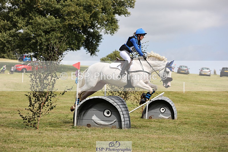 240825X-141210-34456 - 80cm XC 13.30 to 14.30