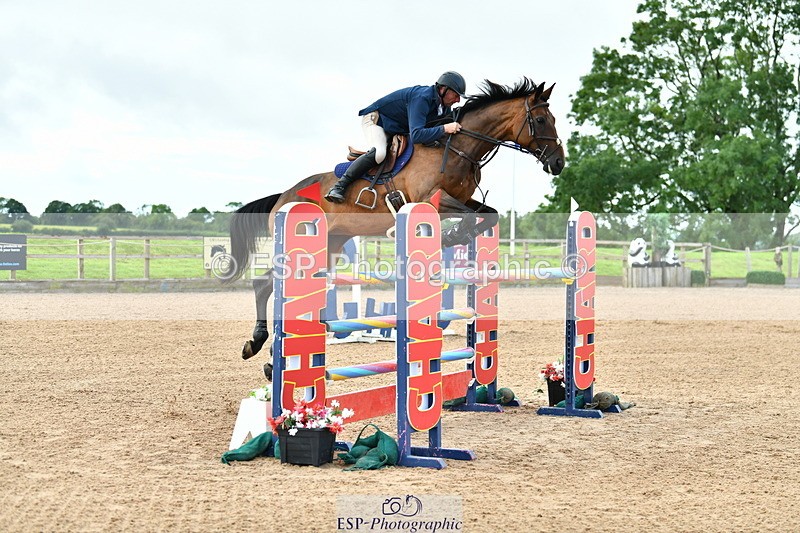 230723A-095616-10708 - Cls 4, 2 Star Small 1.30m