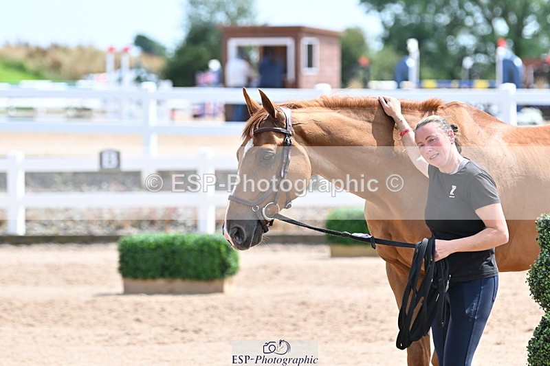 240717A-145333-02373 - Trot Up 2pm to 3pm - This folder is not in time order