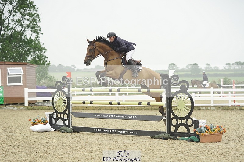 230722A-141154-09566 - Cls 23, 1 Star Gold 1.30m