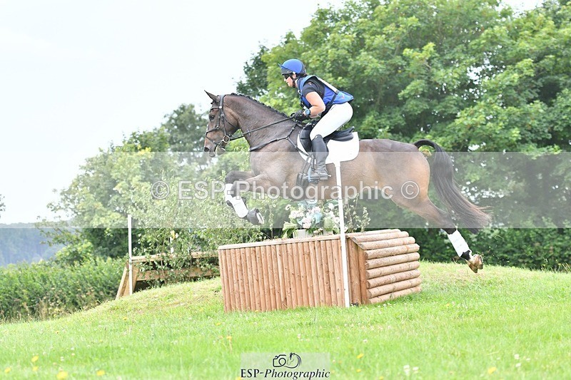 240803-105429-01426 - 008-Jodie_Coombes-TATTYGARE_LAST_DELIGHT