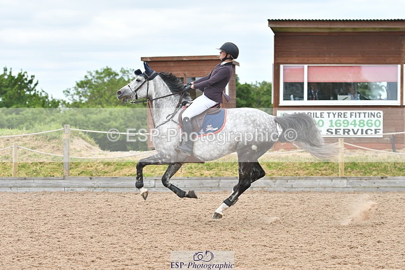 240609A-143152-06207 - Cls 19 Snr Foxhunter and 1.20m Open