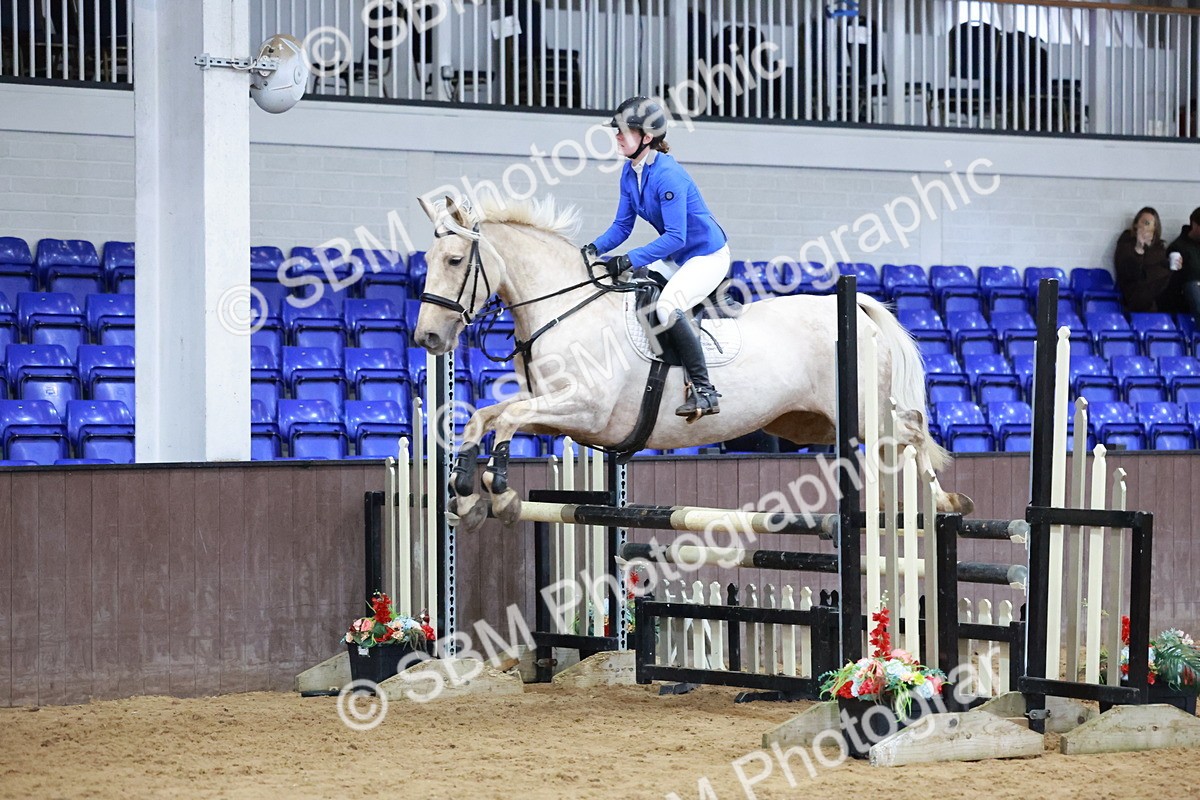 SBM_007584 - Class 24 - Nupafeed Supplements Senior Discovery/ 1m Open