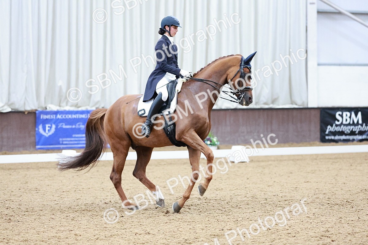 SBM_016488 - Class 5 - FEI INT II - 17.24-18.20