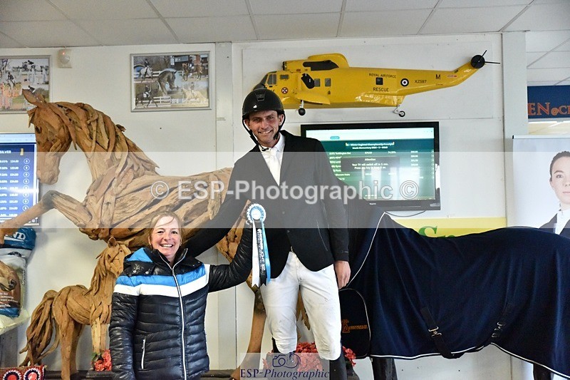 250215-131438-03663 - Medium Silver Presentations