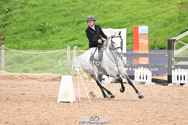 240630A-132044-13656 - Cls 25 HOYS 138cm Qualifier