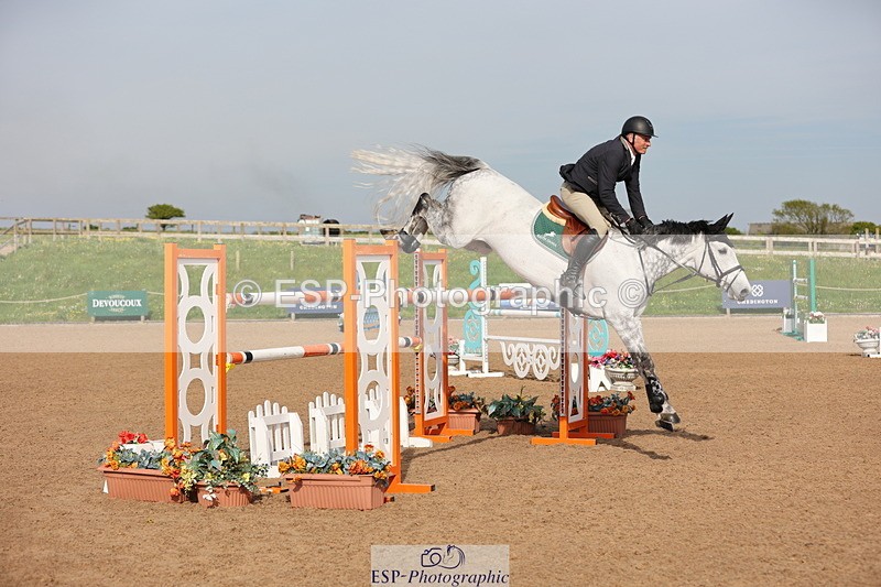 240511A-172240-15336 - Cls 38 National 1.40m Open