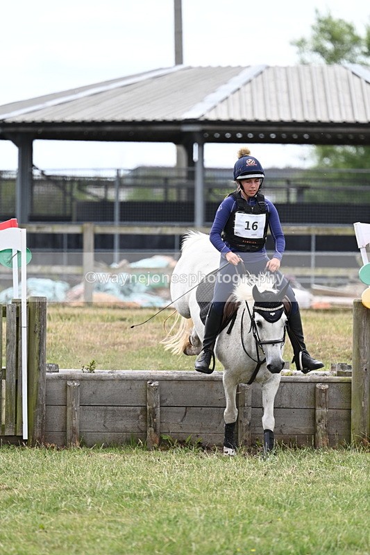 WJ7_5158 - 60cm XC Time 10:17 to 10:49