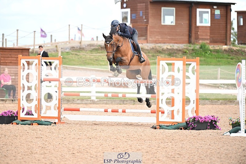 250723-155622-01269 - Cls 6 Foxhunter and 1.20m