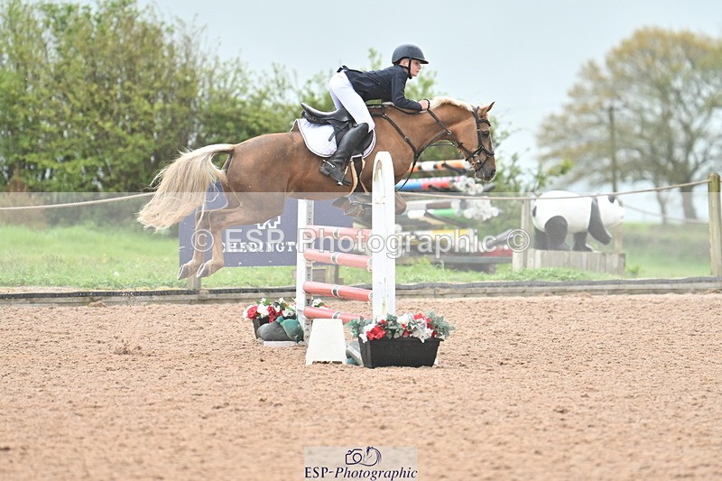 240505A-132557-05615 - Cls 5 Pony Foxhunter & 1.10m Open