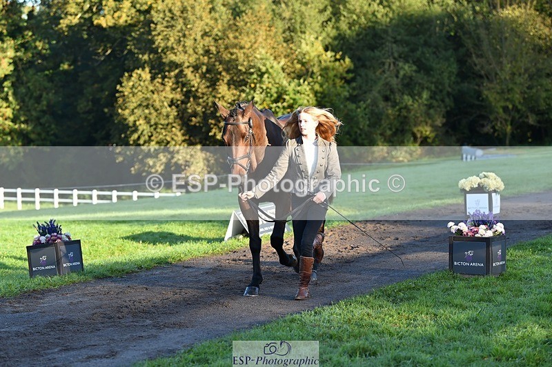 231022-090056-21506 - 658-DANCING.PADDE-Fenella.Redvers-TrotUp+SJ