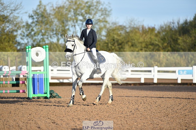 231028A-091932-00090 - Cls 9+10 Children on Horses