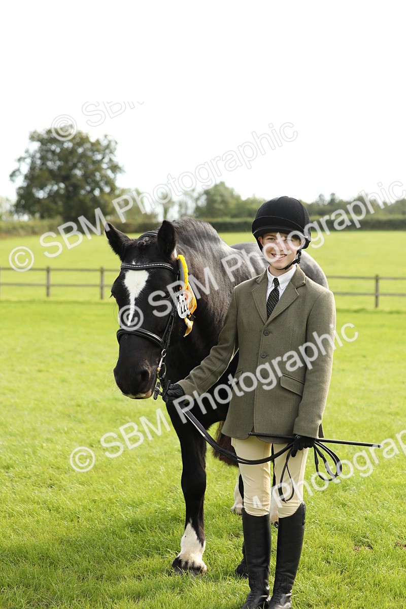 SBM_68765 - S40 - Junior Handler 9-12 Years