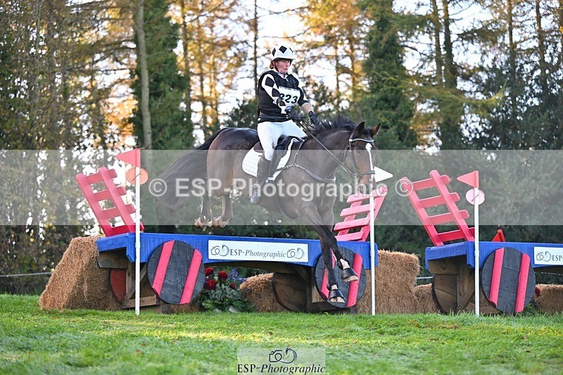 241026-101841-11149 - 323-Nicky.Blastland-FOUNDATIONS.HUSTLER