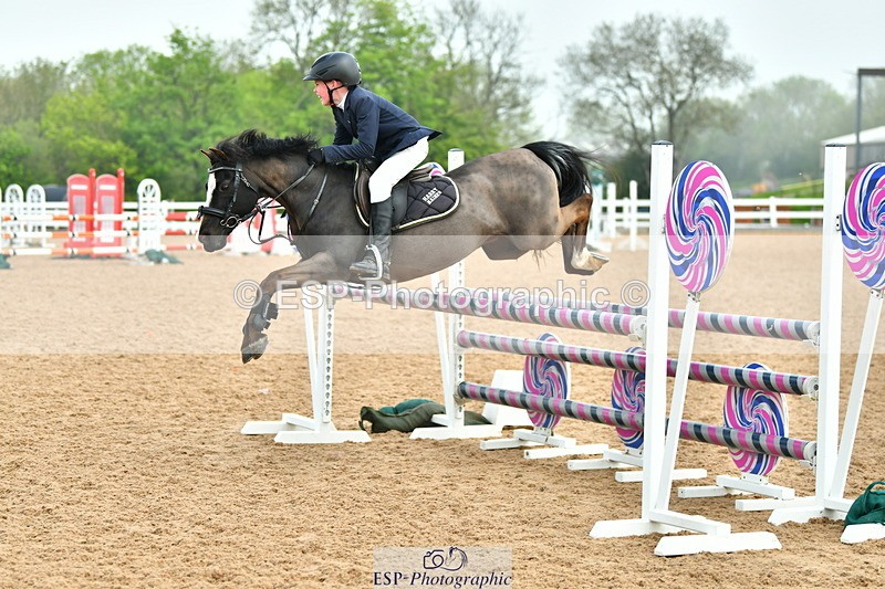 230514A-104656-02329 - Cls 22 Pony Discovery & 90cm Open