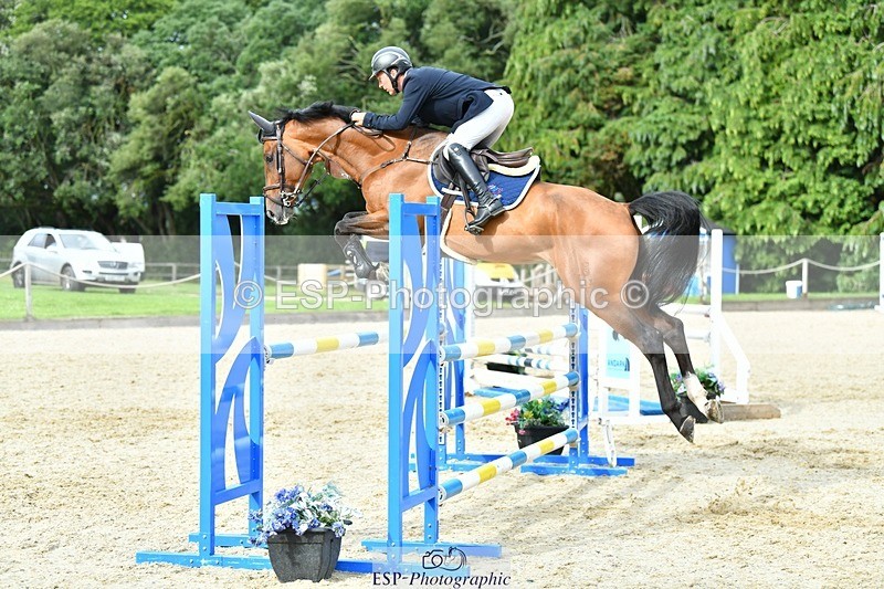 230712-173801-25563 - Cls 57 Newcomers & 1.10m Open