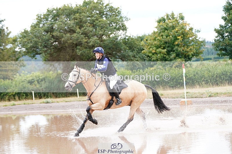 250802A-135120-04868 - B-090-Kate.Markham-SEYCHELLES.SILVER
