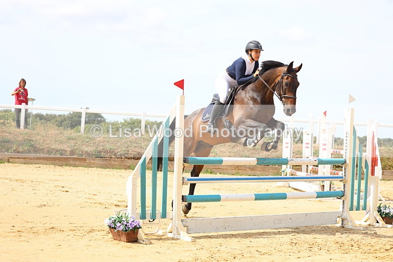 3E7A4077 - Class 7: Senior Newcomers/1.10m open