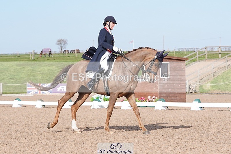 250404-162934-07726 - 138-fiona.bigwood-Donna.Bella