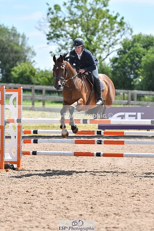 240609A-123153-05212 - Cls 18 Snr Newcomers and 1.10m Open