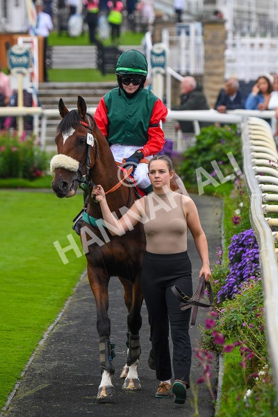 100923-Pony Race 2-0199 - Pony Race 2 12.45 The Dragon (TV and Film) Studios Pony Race 148cm & Under