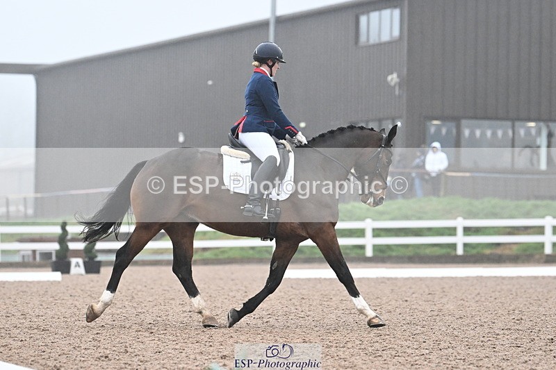 240217A-100021-00684 - 207-Charlotte.Dicker-Time.to.Fly.II