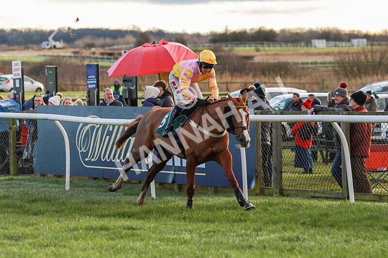 281224-Race 3-Pescatorius-1446 - Race 3