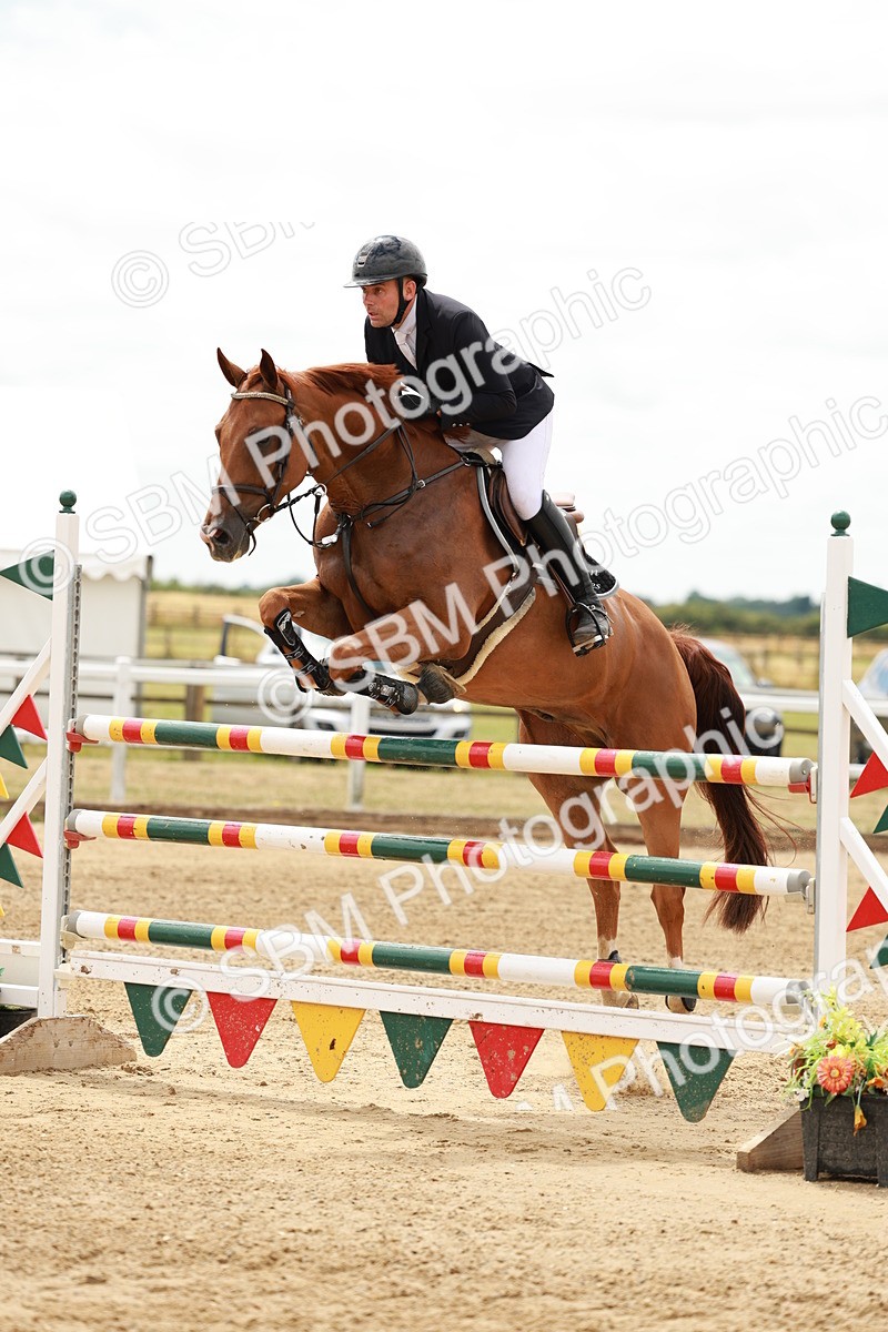 SBM_018337 - Class 21 - Senior Newcomers Championship 2d Rd
