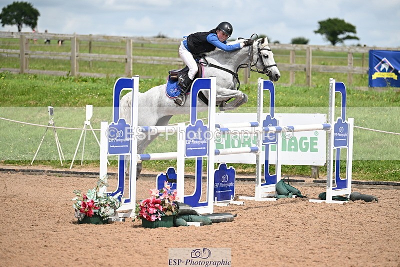 240630A-144445-14471 - Cls 25 HOYS 138cm Jump Off and Presentations