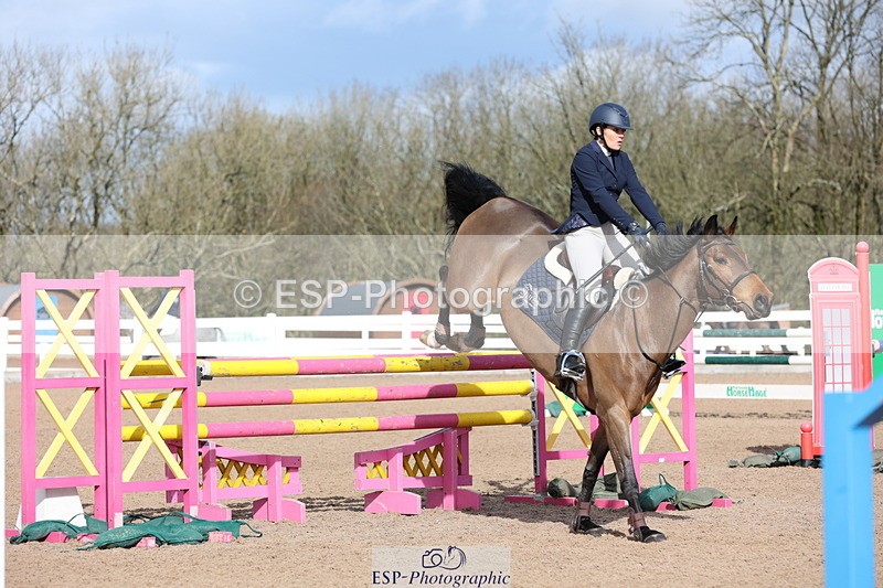 240223A-120338-01059 - Cls 4 Snr 1.05m Open