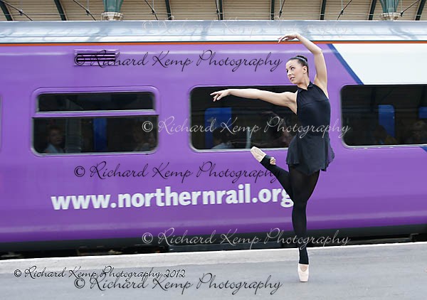 HC300512-8876 - Dance Project, Hull.