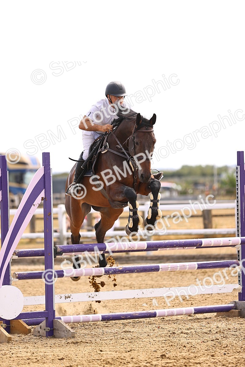 SBM_001154 - Class 4 - Senior Discovery - 1.00m Open
