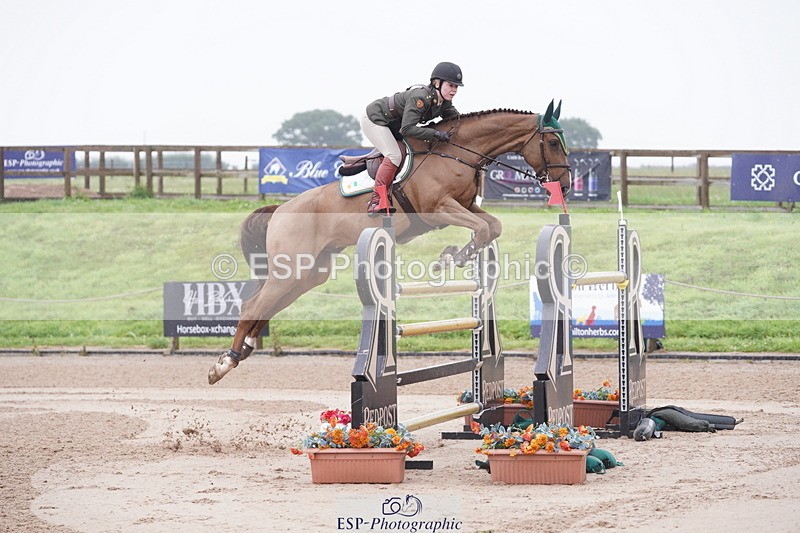 240720A-112256-14290 - Cls 3, 3 Star Small Tour 1.40m