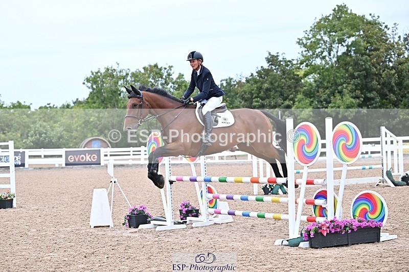 250914-094727-08260 - Cls 32 Snr British Novice and 90cm Open