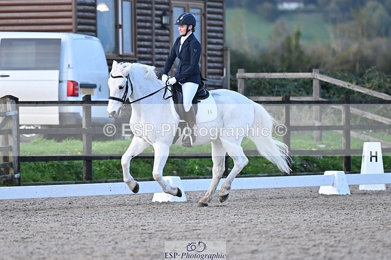 231105-162126-04069 - Cls 4 Novice 24 15.24 to 16.35 break