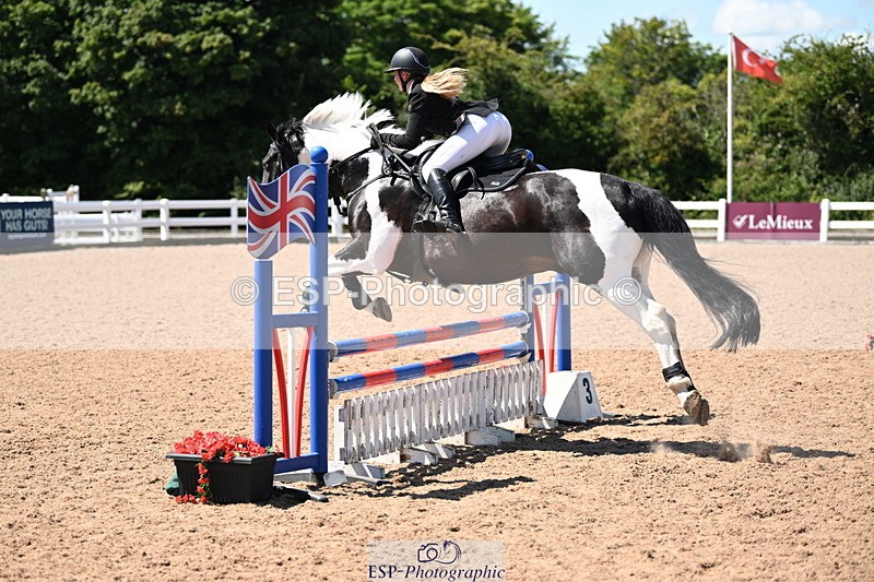 240728A-124832-08601 - Cls 32 85cm Amateur Qualifier