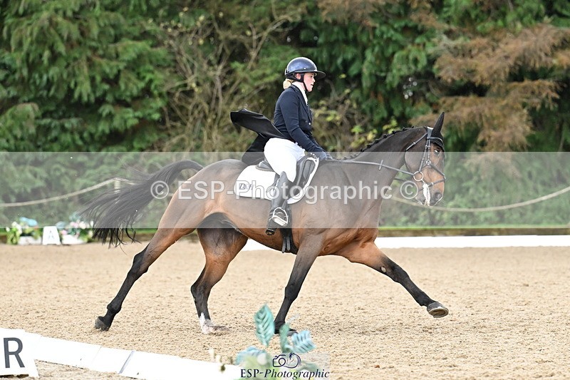 251023A-115731-02129 - B-140-Charlotte.Ward