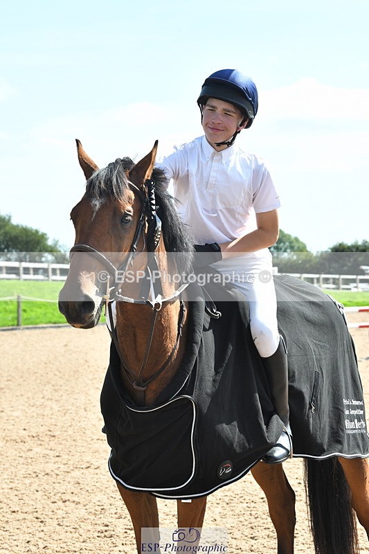 230903A-134530-04855 - Cls 15B U21 Intro 1m