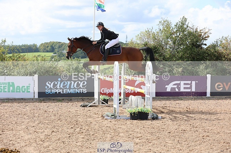 250913-150243-07436 - Cls 26 1.10m Amateur Quali