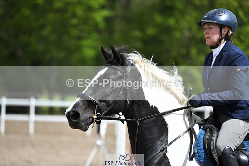 230512-140630-01999 - Cls 11b Snr 90cm Open