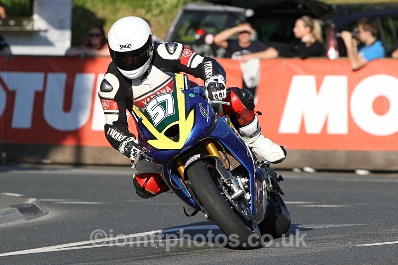  - Saturday Practice Newcomers/Supertwins