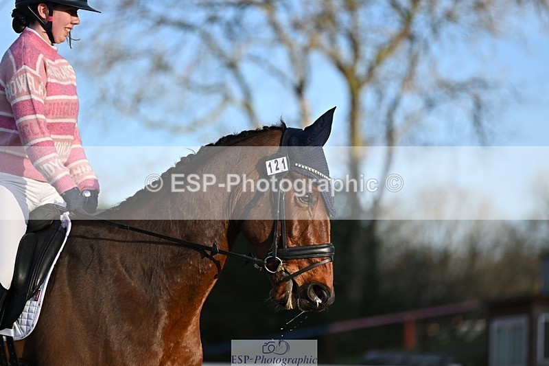 241214-094941-01026 - 121-Ella.Weeks-Plough.On