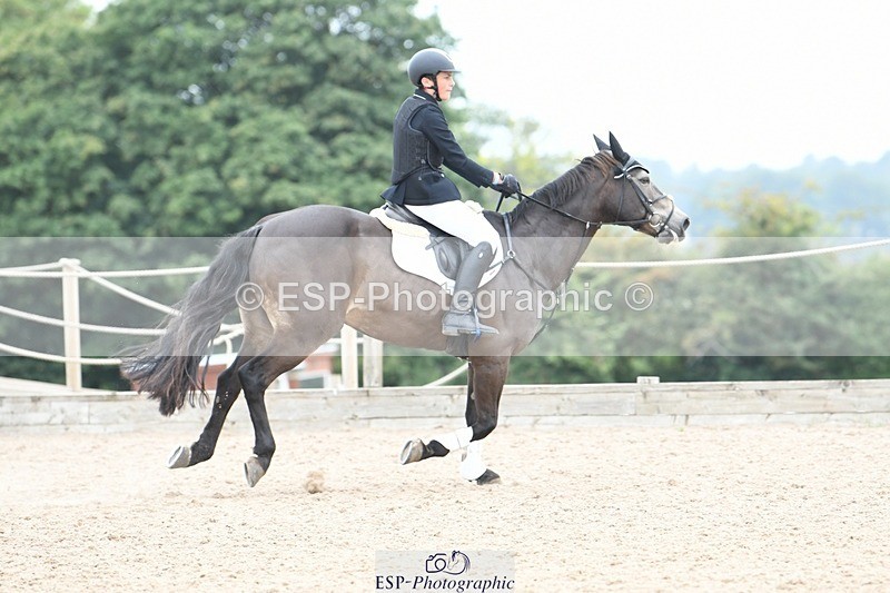 250807-111955-00593 - 90cm Round 1